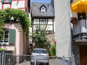 Отель Fachwerk Ferienhaus Cochem  Кохем